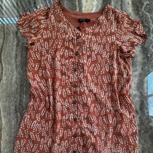 NWT-Size XL Pale Orange & Beige Leaf print Flowing Short Sleeve Dress-  Mikarose